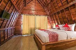 Lilis Aksito Akusara 3* Canggu