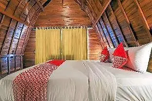 Lilis Aksito Akusara Gasthof 3*